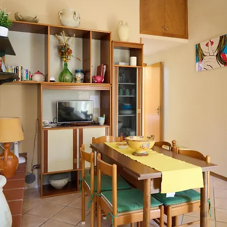 Διαμέρισμα Alda Sunflowers Κατάνια